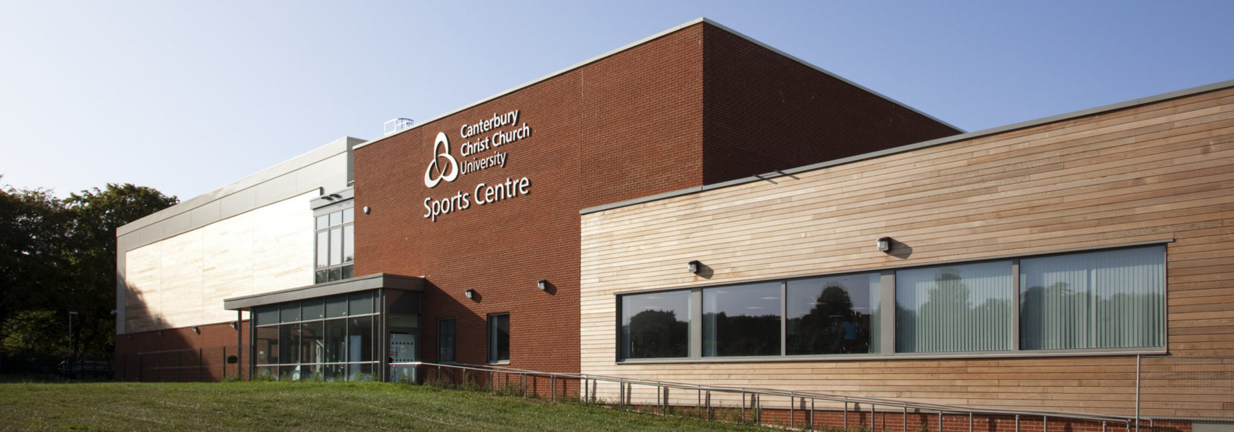 Sports Centre for Canterbury Christ Church University - HMY Architects